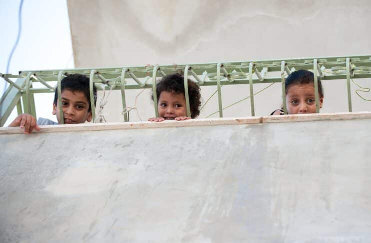 Børn i Balata Flygtningelejr i Nablus, Vestbredden, Palæstinensiske Territorier, 8. august 2011. Foto: Almonroth. (CC BY-SA 3.0).